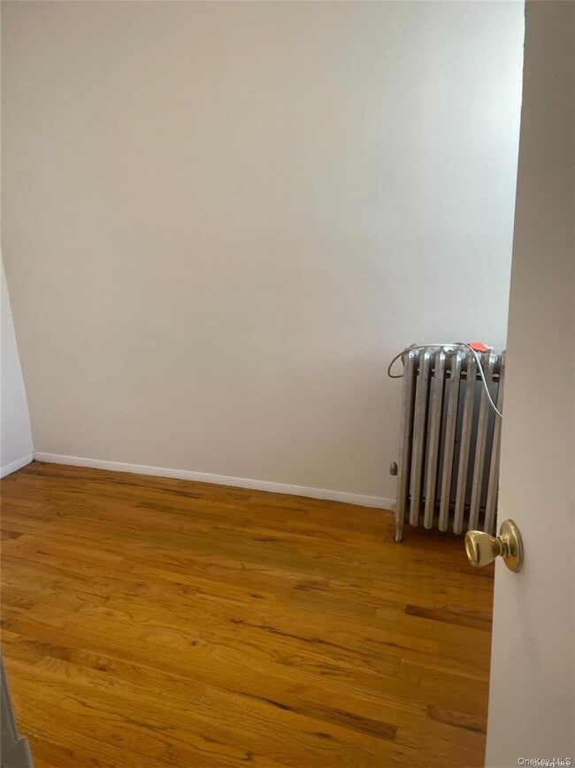 Photo - 62 Middle Neck Rd Unit 2Rear