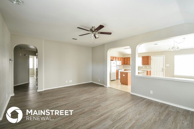 Photo - 7410 Great Lakes Dr