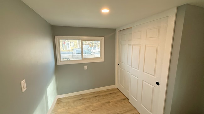 Building Photo - 1069 N 1st St Unit 1