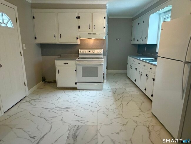 50 Coen St Unit 2