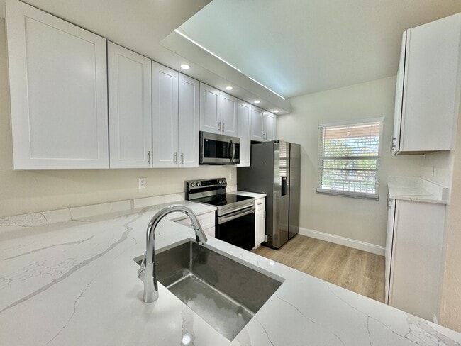 Photo - ** BRADSTROM AT LELY ** 3 BED / 2 BATH - CONDO - LIKE NEW! - GREAT LOCATION - ANNUAL RENTAL