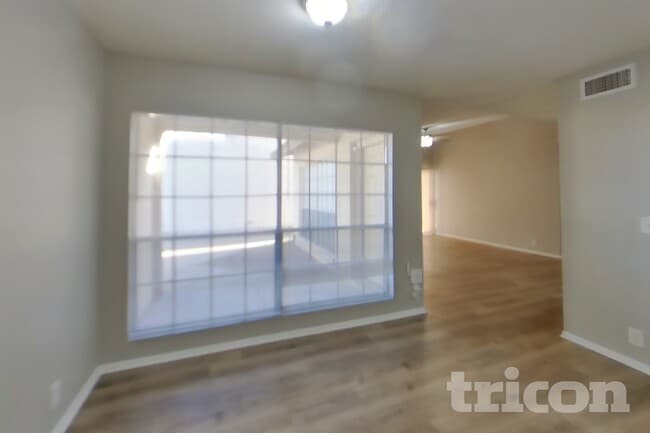 Photo - 14239 N 50th Dr