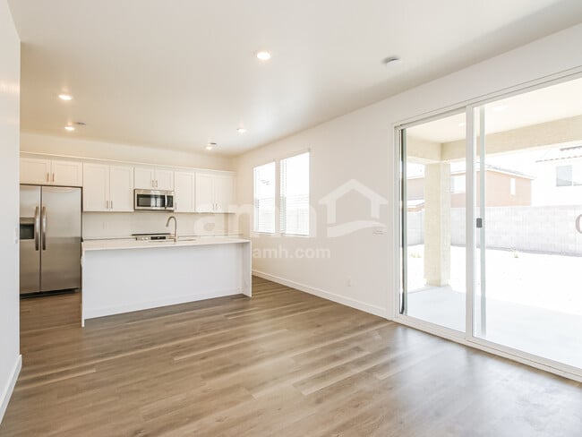 Photo - 20177 W Thomas Rd