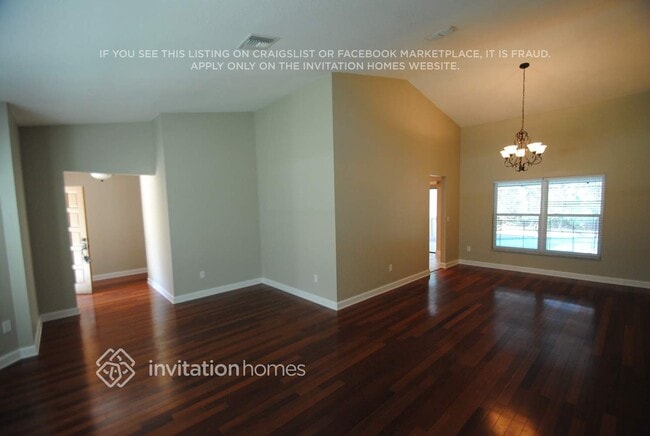 Photo - 118 W Greentree Ln
