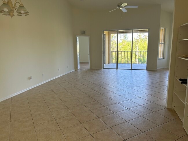 Photo - 11880 Bayport Ln Unit 1