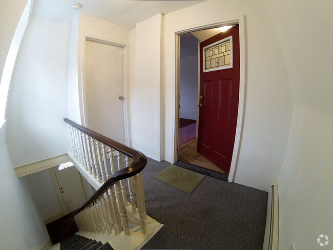 Building Photo - 52 Main St Unit 3 Rental