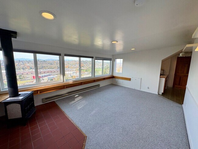 Photo - SKIRVIN TRIPLEX Unit #C