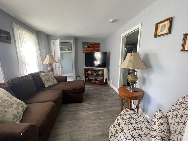 Photo - 129-133 Franklin St Unit 133