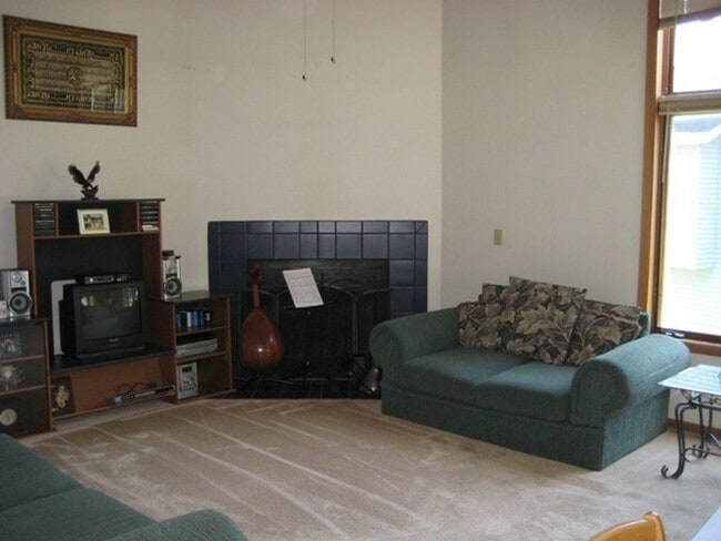 Photo - 2132 Plaen View Dr