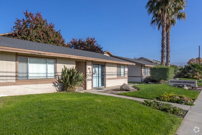 Grand Plaza Apartments
