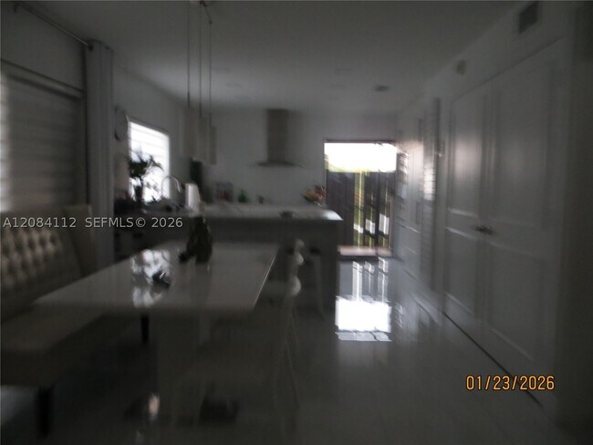 7435 SW 22nd St