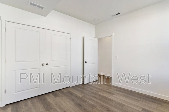 Photo - 1836 Red Twilight Ln