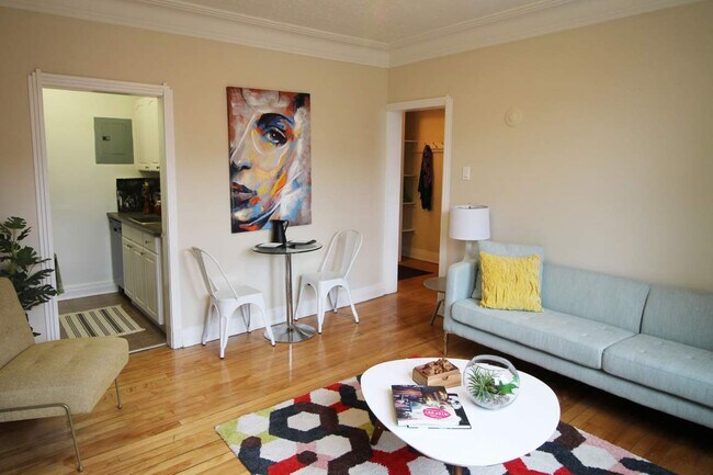 Photo - 335 Metcalfe