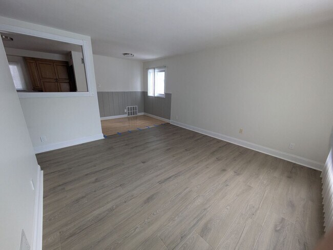 Photo - Beautiful Ranch in Prime Clarkston Location