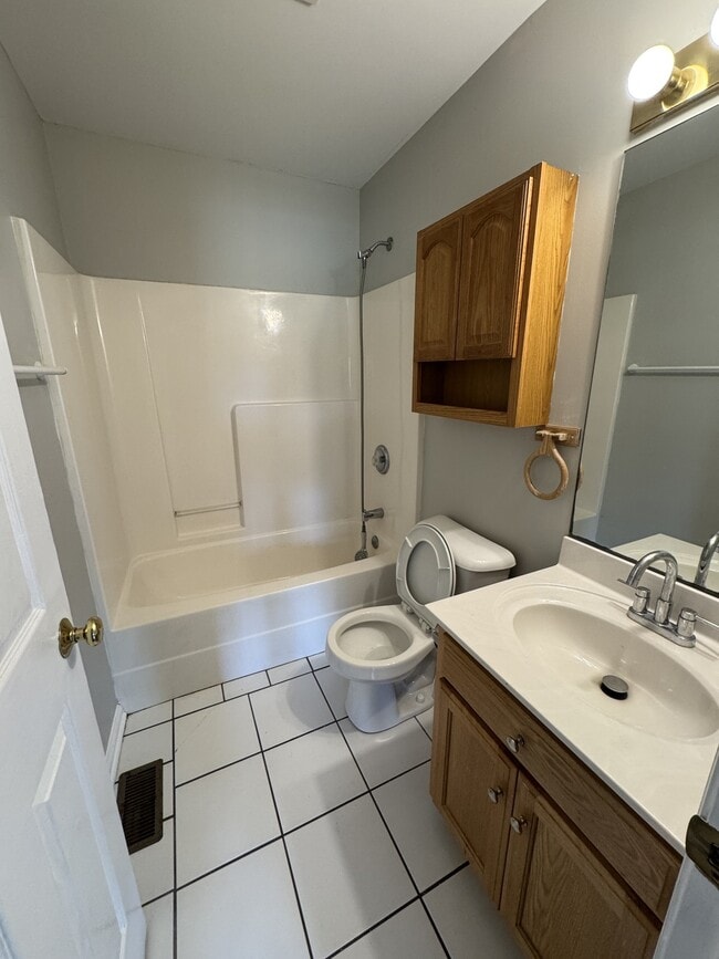 Photo - 1426 Alhambra Dr