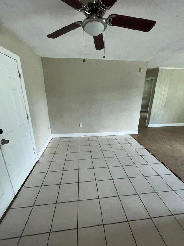 Photo - 5254 Lanette St