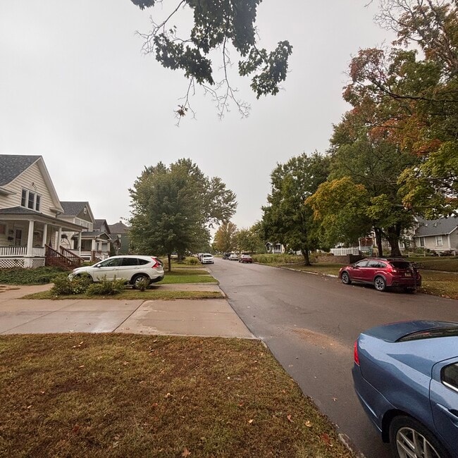 Calle Fillmore - 923 SW 8th Ave