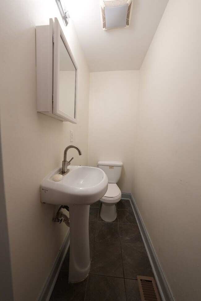 Photo - 1926 N Gratz St, Philadelphia, PA 19121 Unidad 1926 N Gratz St