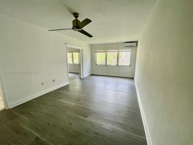 Photo - 218 Santillane Ave Unit 3