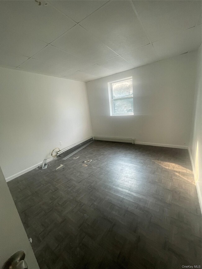 Building Photo - 50 Smith Clove Rd