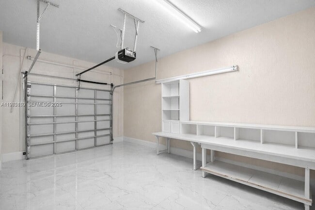 Photo - 1130 SW 6th Ct