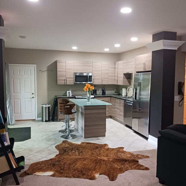 Photo - 4175 Quaker Trail NE