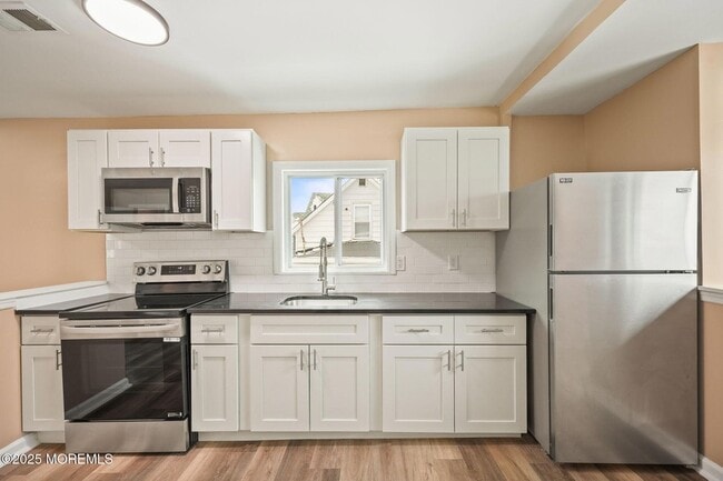 Photo - 143 Center Ave Unidad 2