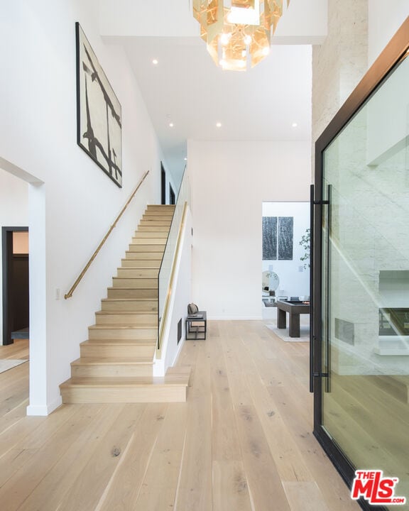 1378 N Doheny Dr