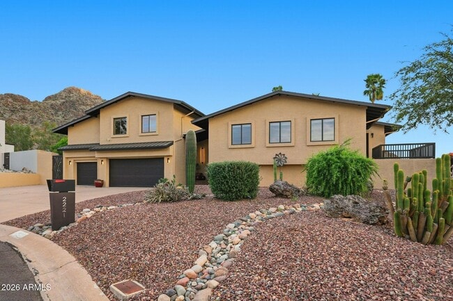 Photo - 2221 E Vista Ave