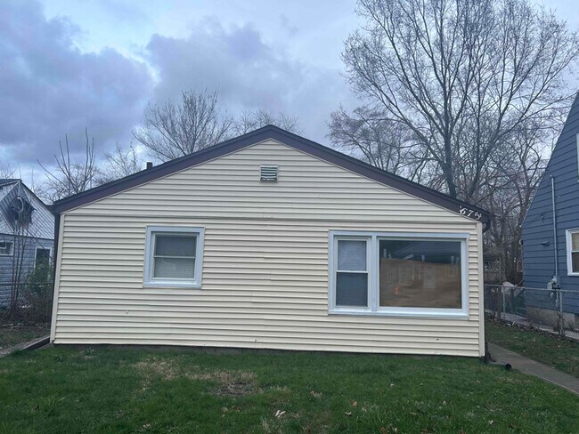 Photo - 16751 Crane Ave House