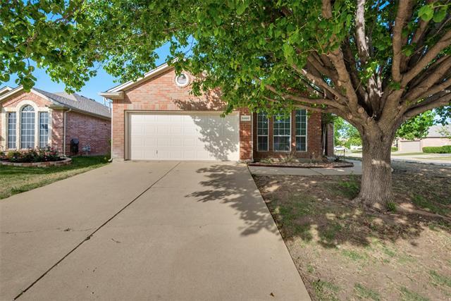 Building Photo - 5900 Ozark Dr
