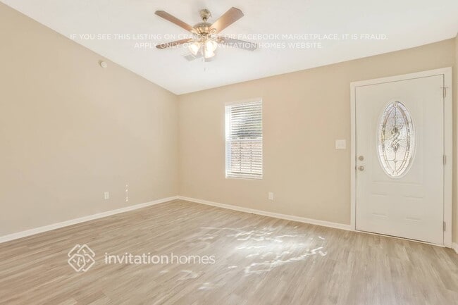 Photo - 659 N Wood Path Dr