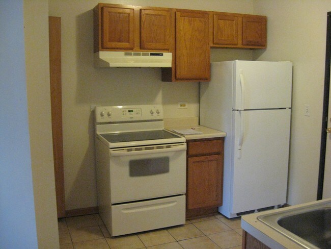 Photo - 100-108 S Genesee St