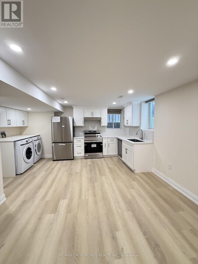 Photo - 28 Glennie Dr