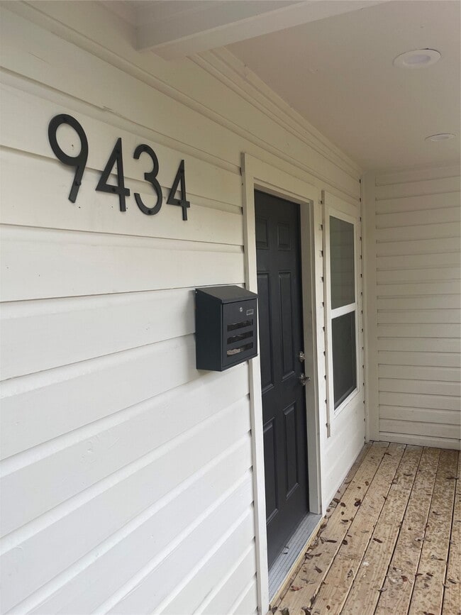 Photo - 9434 Rhode Island St