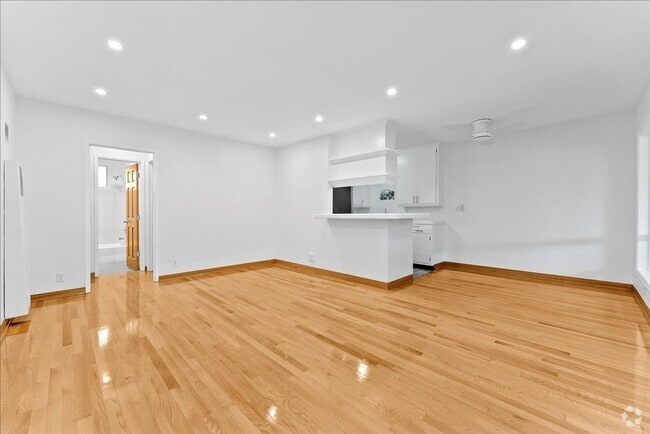 Building Photo - 1739 Washington Way Unit 02 Rental