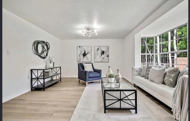 Photo - 19003 Cedar Ldg Ln
