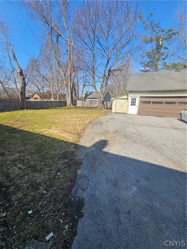 Photo - 204 S Broad St