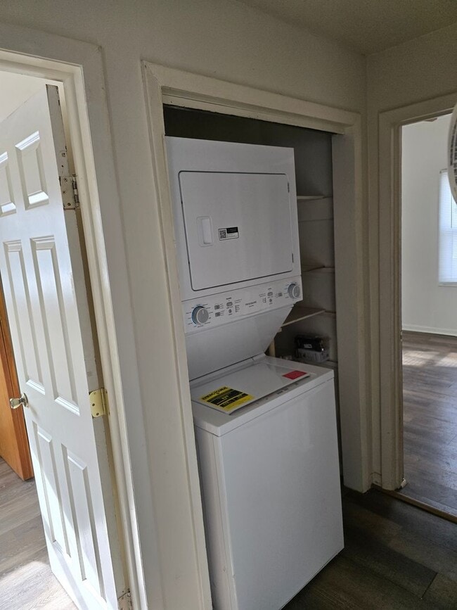 Photo - Hall St Leland IL Unit Apt A Lower