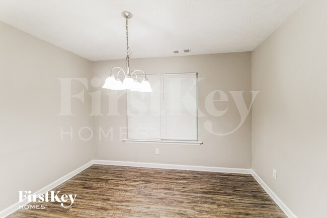 Photo - 6719 Timbers E Dr