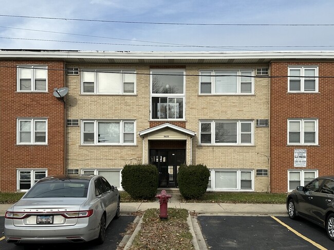 Building Photo - 9620 Ivanhoe Ave