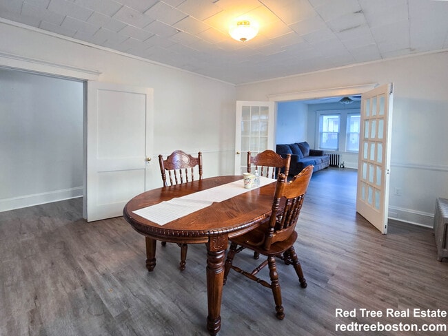 Photo - 63 Pinckney St Unit 1