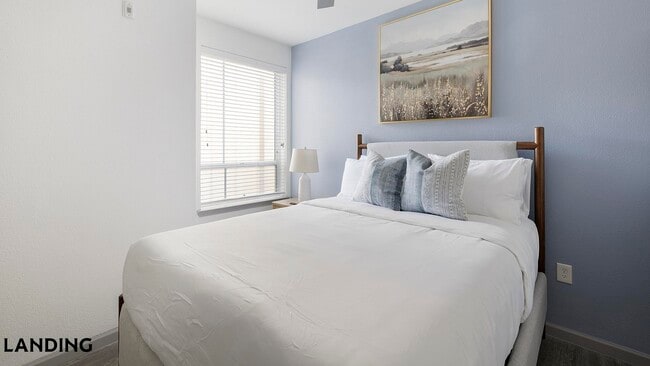 Photo - 1001 S Center St Unidad 1212