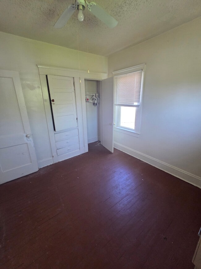 11807 Honeydale Ave Unit 2