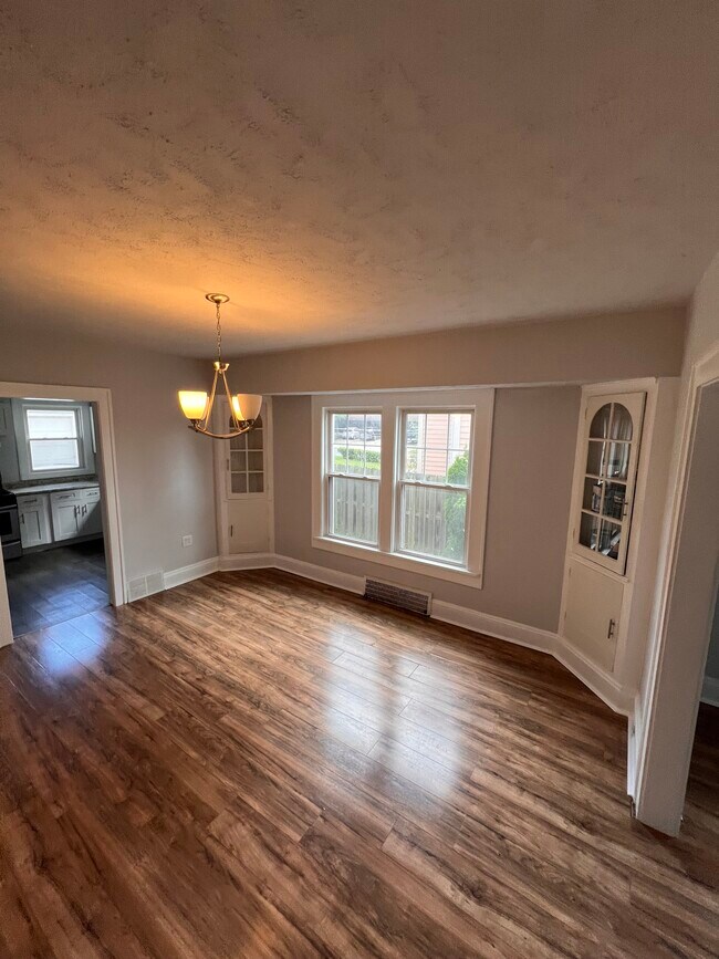 Photo - 3230 Euclid Heights Blvd