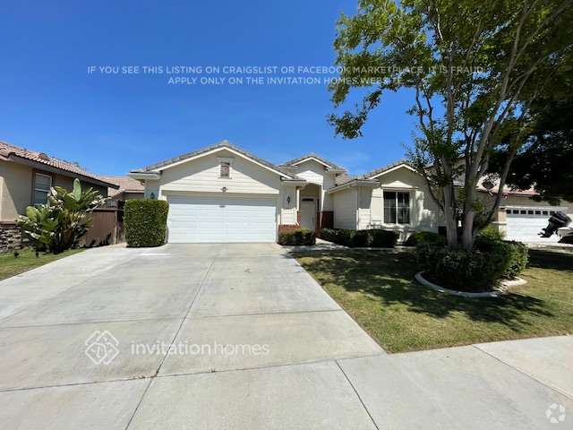 Building Photo - 31864 Feather Creek Dr Rental