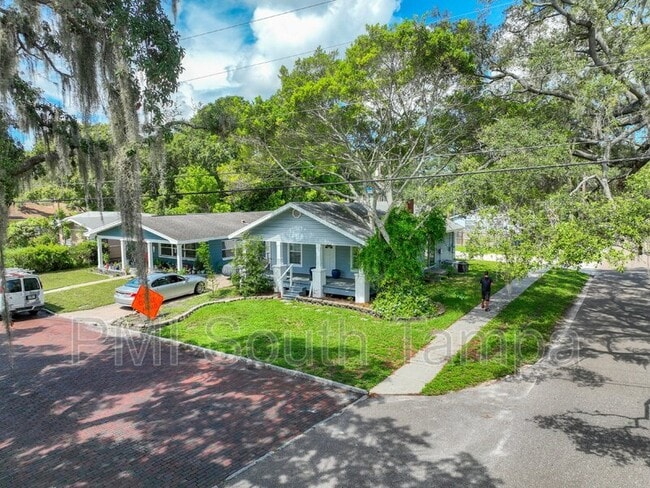 Photo - 375 4th St NW