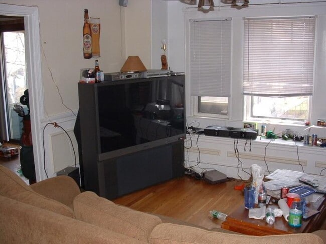 Photo - 8 Hobson St Unidad 2A