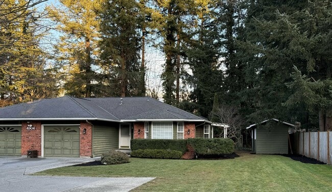 Photo - 4906 123rd St NE