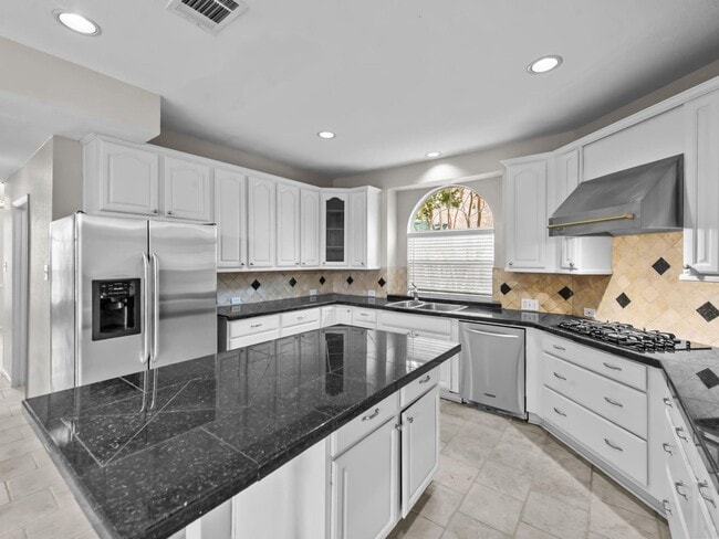 Photo - 2421 Kittyhawk Dr